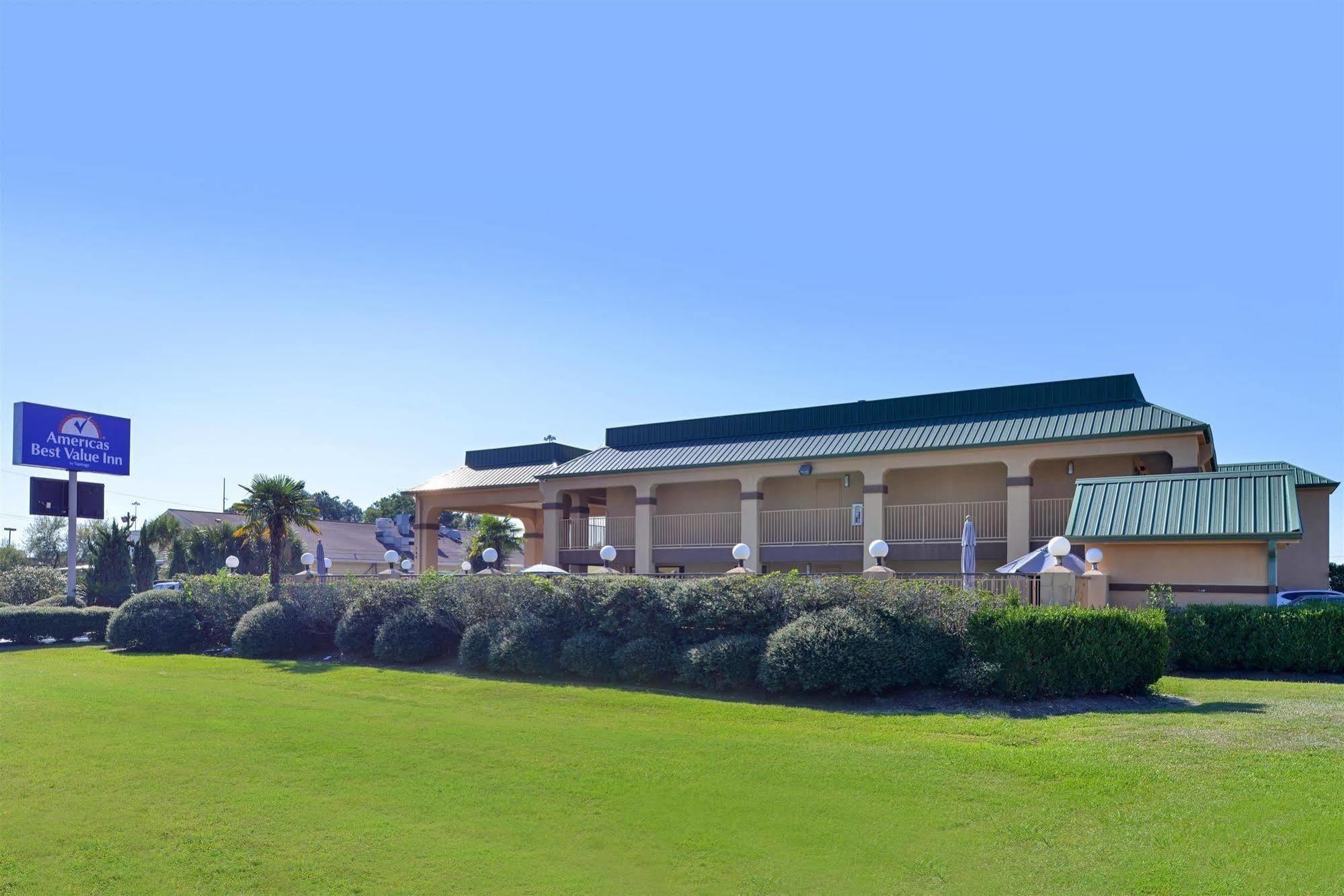 Americas Best Value Inn Denham Springs Dış mekan fotoğraf