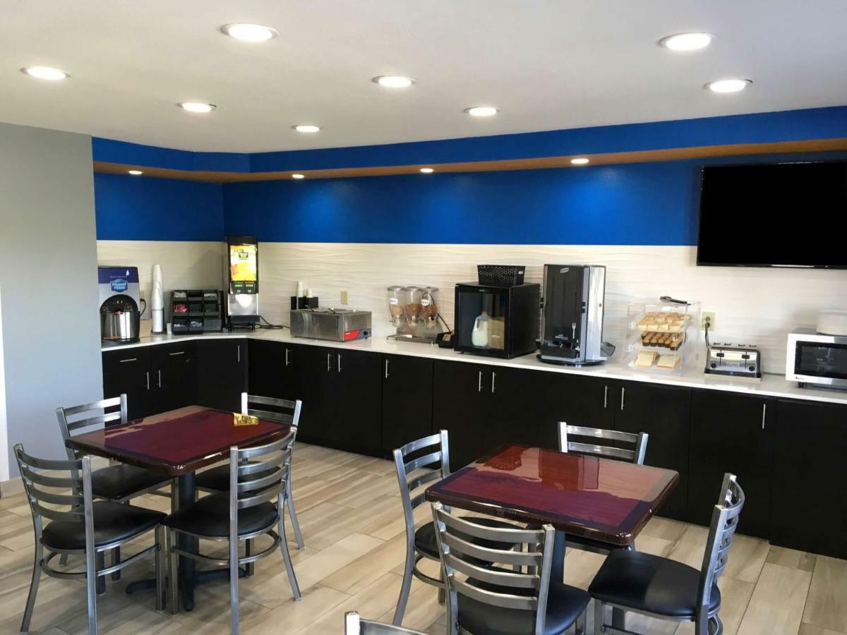 Americas Best Value Inn Denham Springs Dış mekan fotoğraf