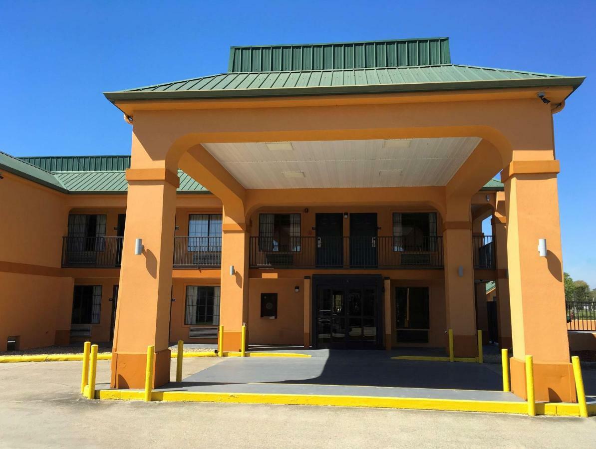 Americas Best Value Inn Denham Springs Dış mekan fotoğraf