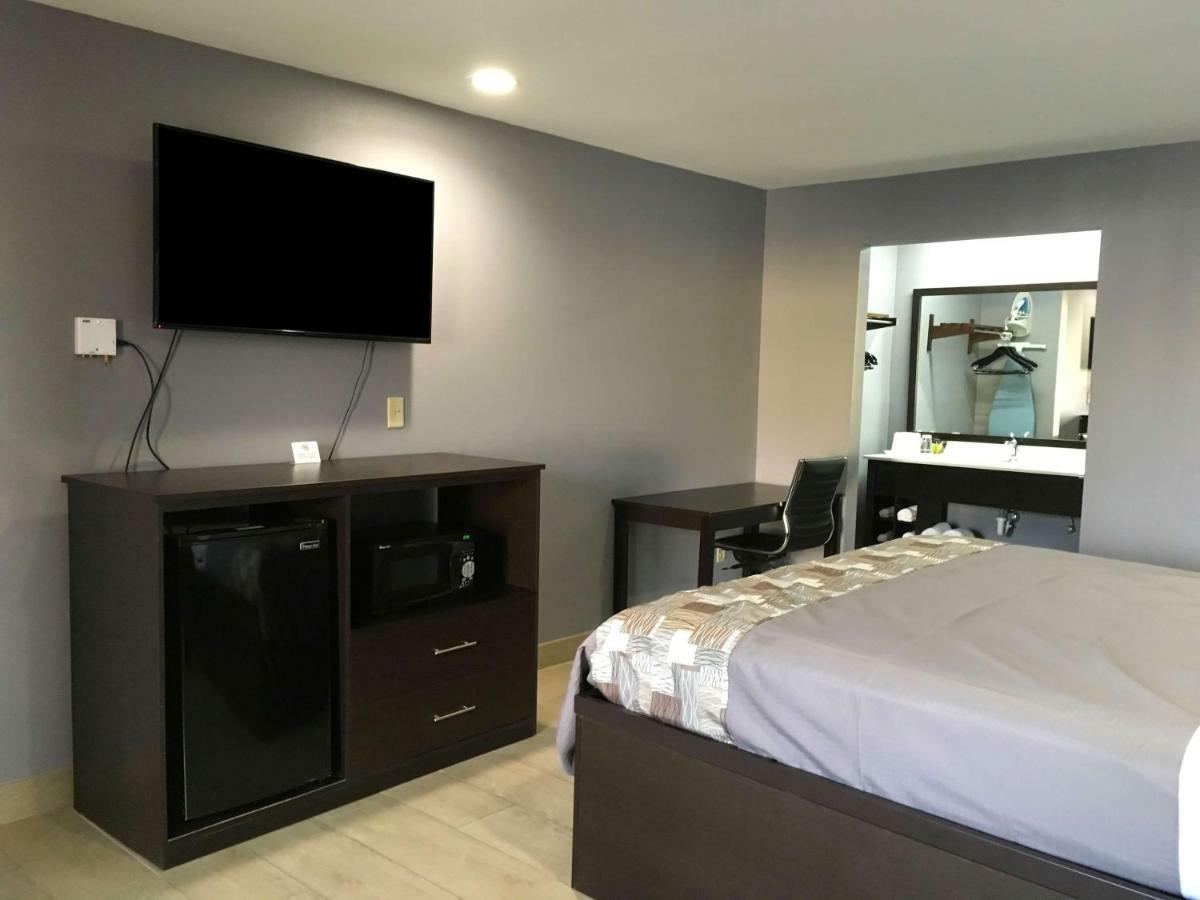 Americas Best Value Inn Denham Springs Dış mekan fotoğraf